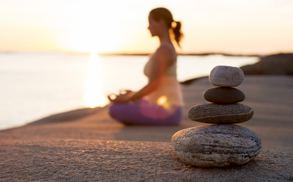 Tập thiền và yoga để giải tỏa stress